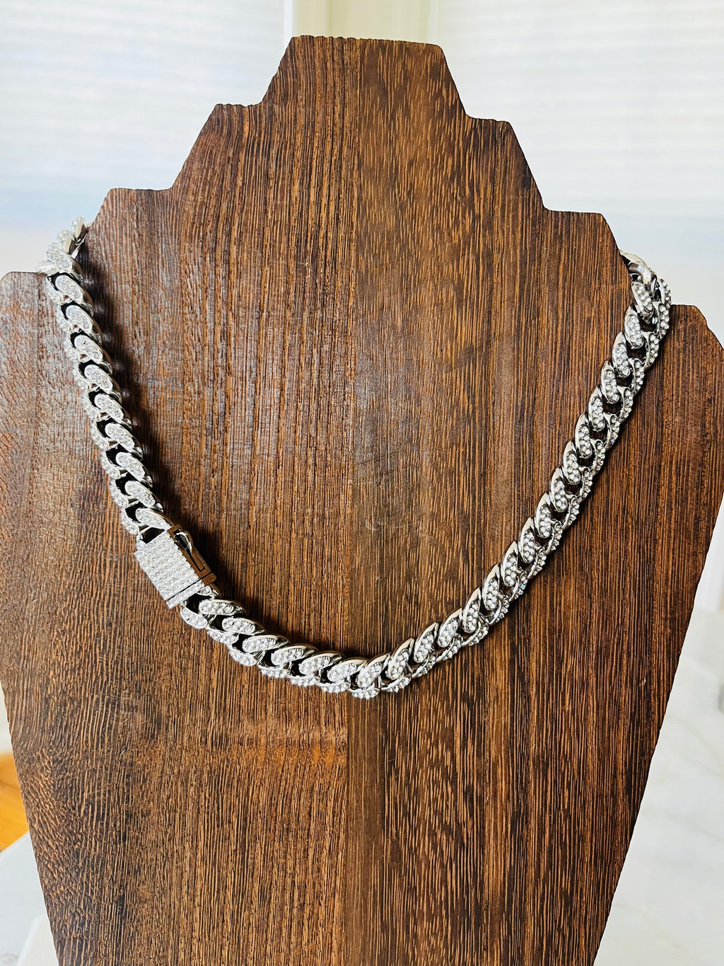 Rhinestone Statement Collar